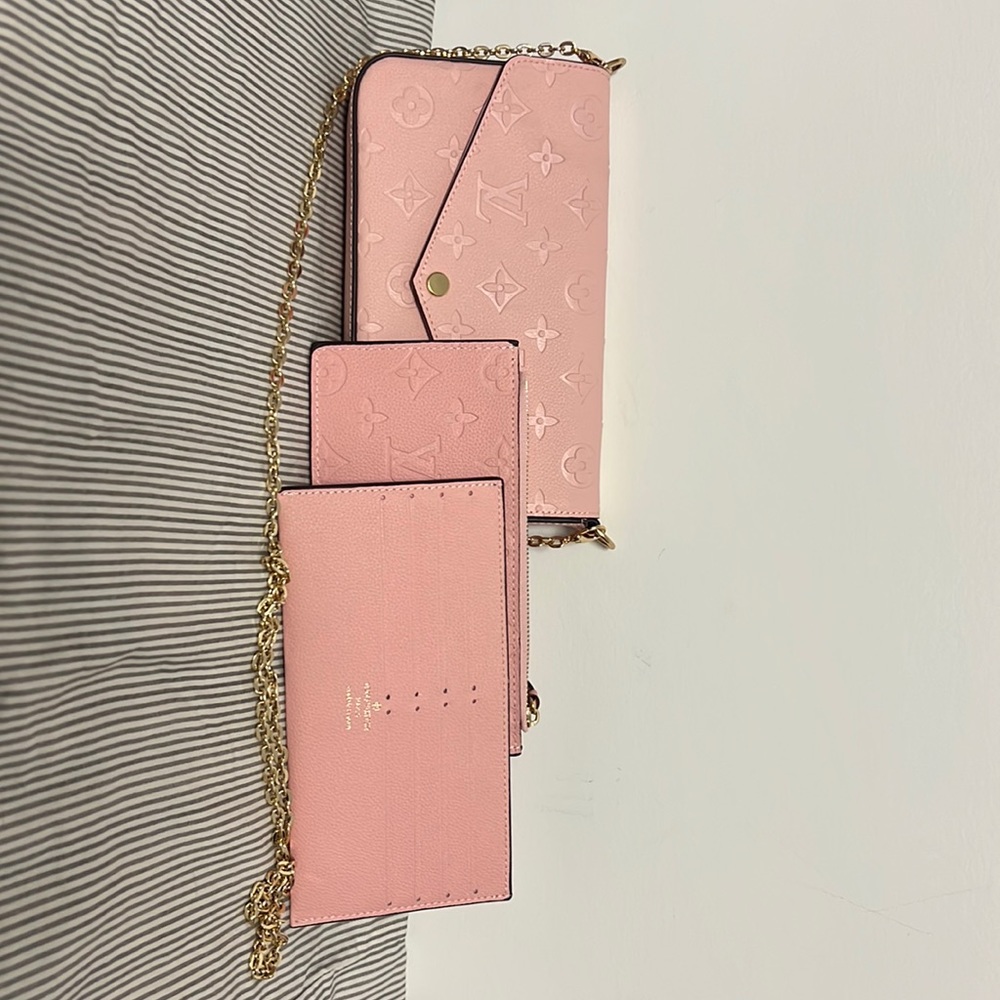 PINK, Louis Vuitton cross body